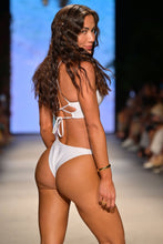 HOT TROPICS - Underwire Top & High Leg Brazilian Bottom • White Runway